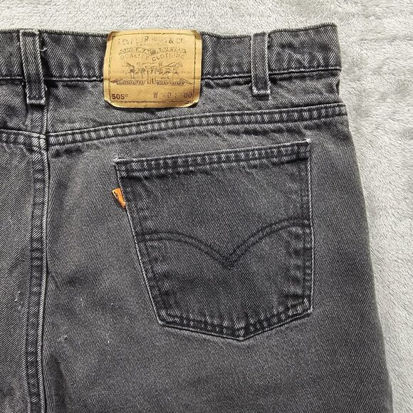 Vintage Levis 505 Shorts Mens 40 Black Orange Tab Denim Straight Grunge Work - Picture 3 of 11
